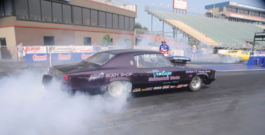 Glenn Sedig 69 Grand Prix burnout Norwalk 2014