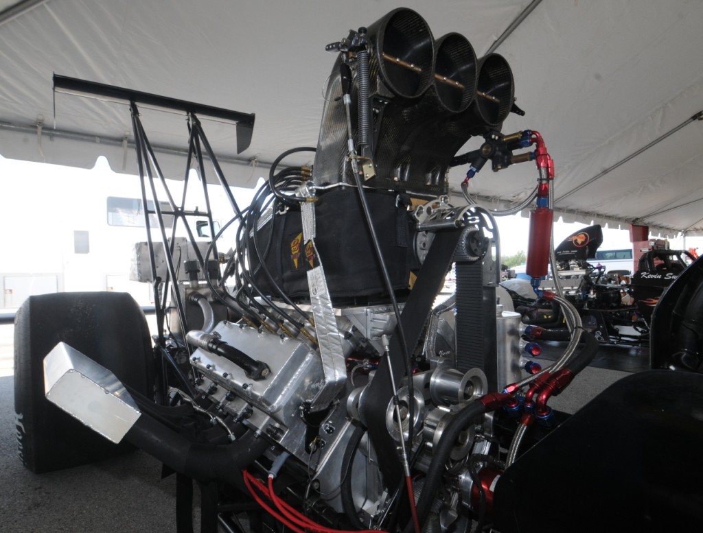 Jeff Kauffman blown rear engine dragster engine