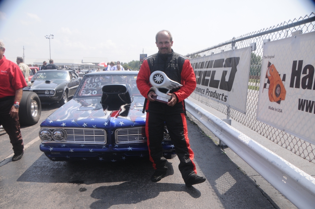 Steve Lockaby with award at Norwalk 2014